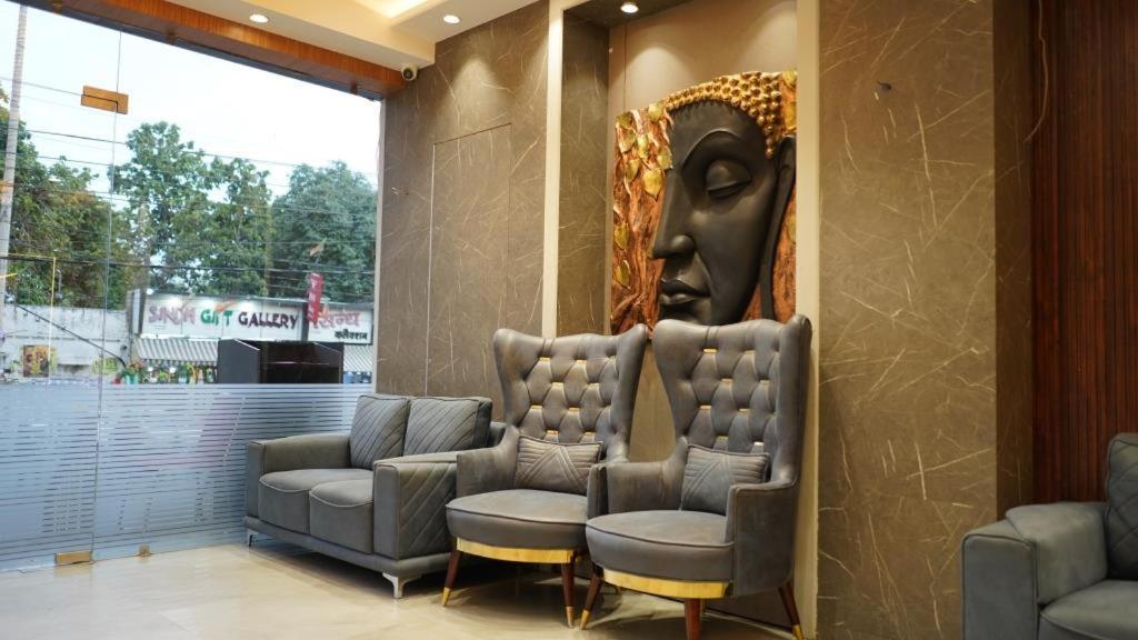 Hotel Silver Pearl Alīgarh Eksteriør bilde