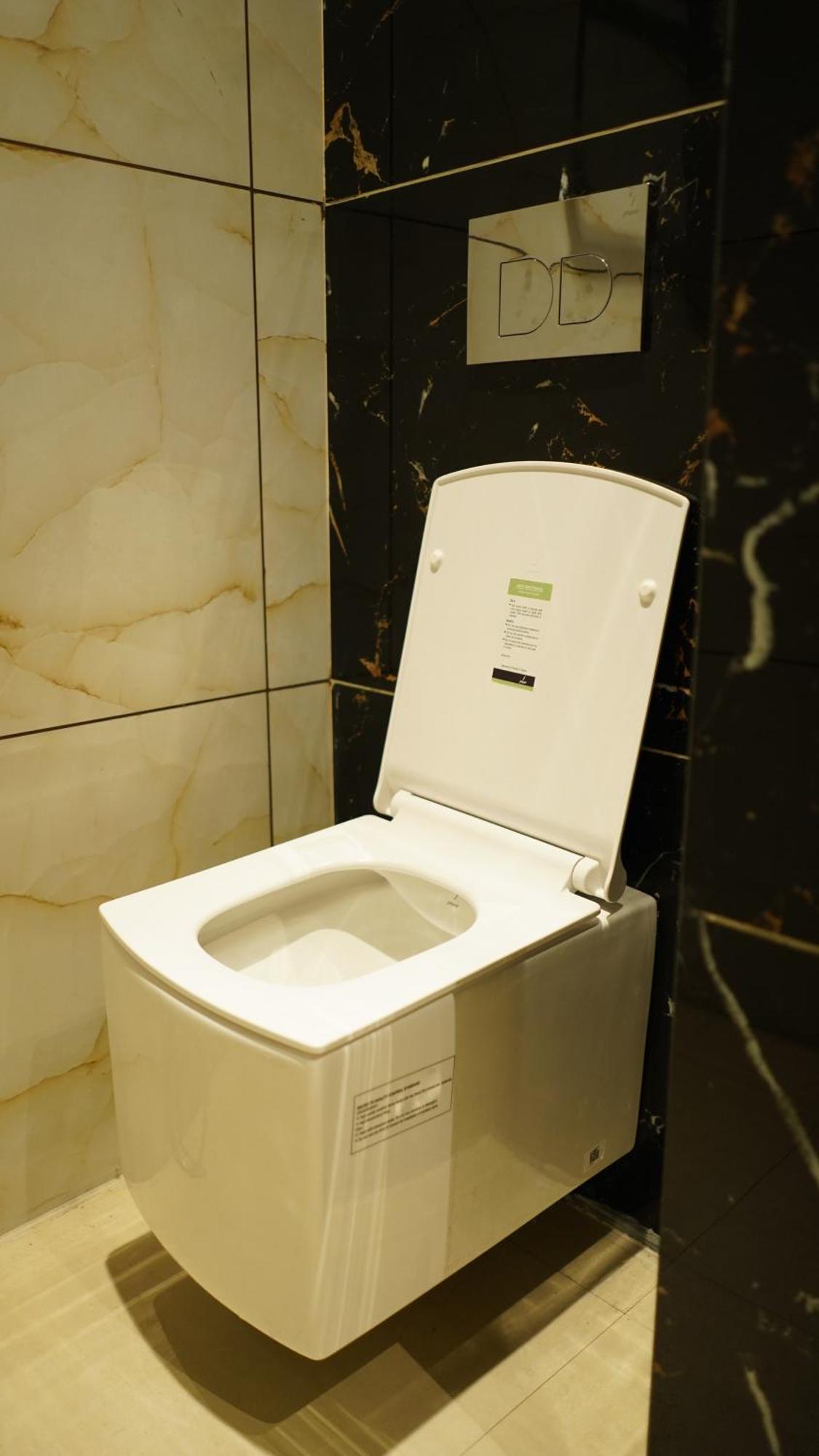 Hotel Silver Pearl Alīgarh Eksteriør bilde